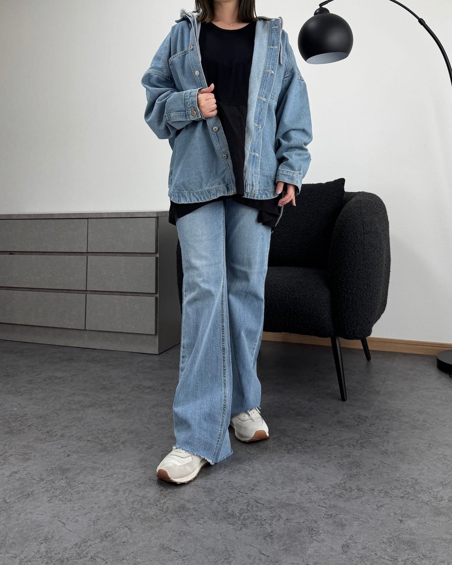 【美シルエット】デザインカットオフストレッチフレアデニム