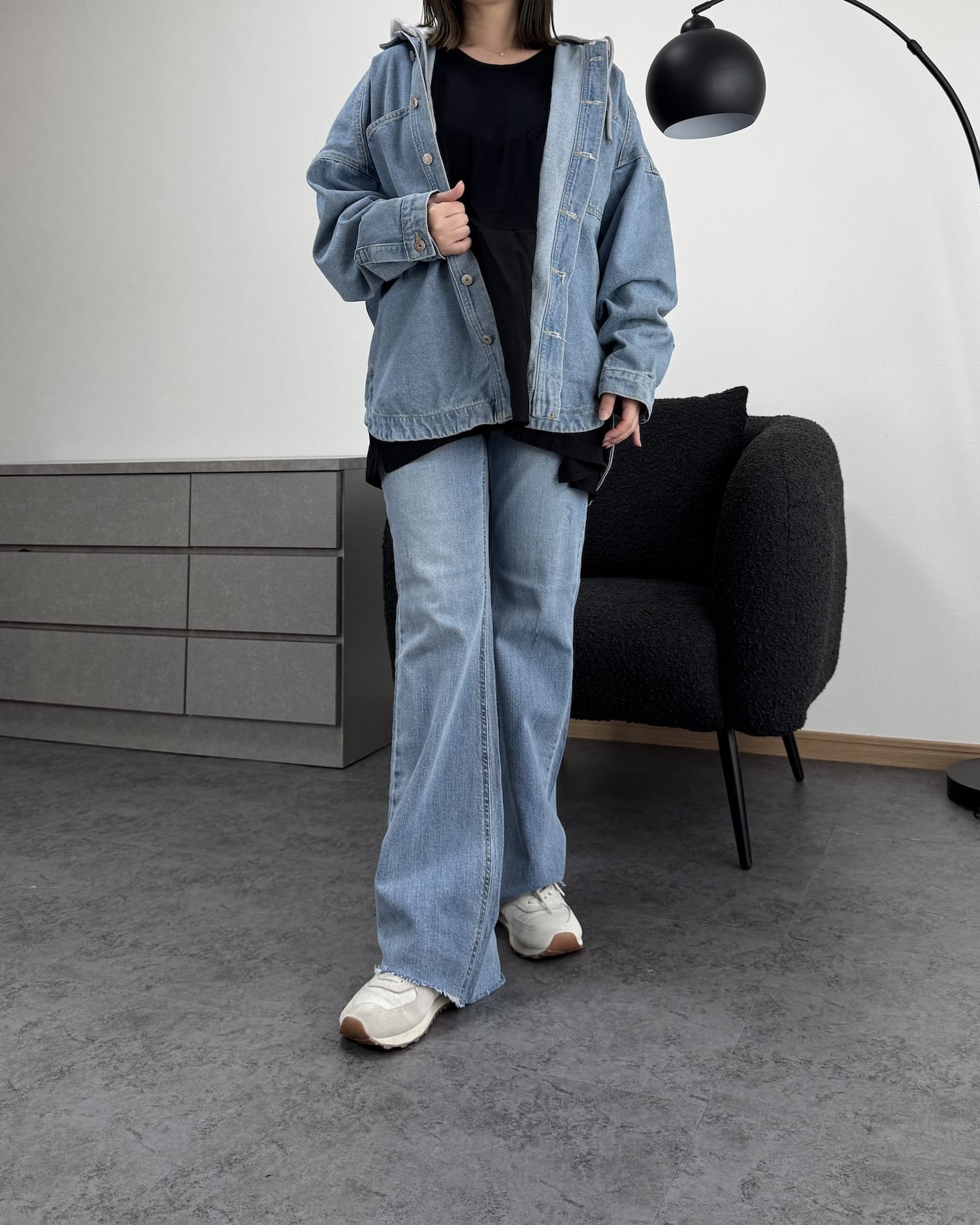 【美シルエット】デザインカットオフストレッチフレアデニム