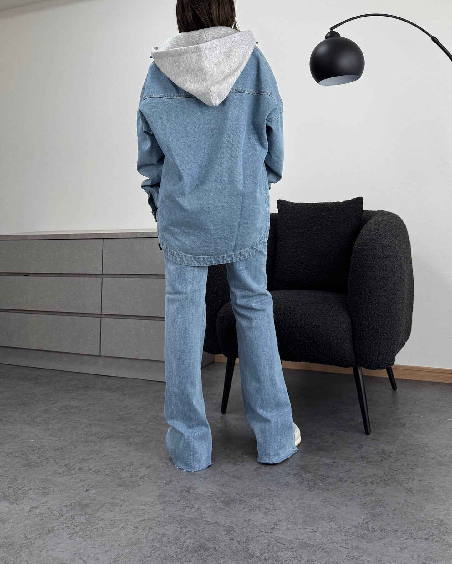 【美シルエット】デザインカットオフストレッチフレアデニム