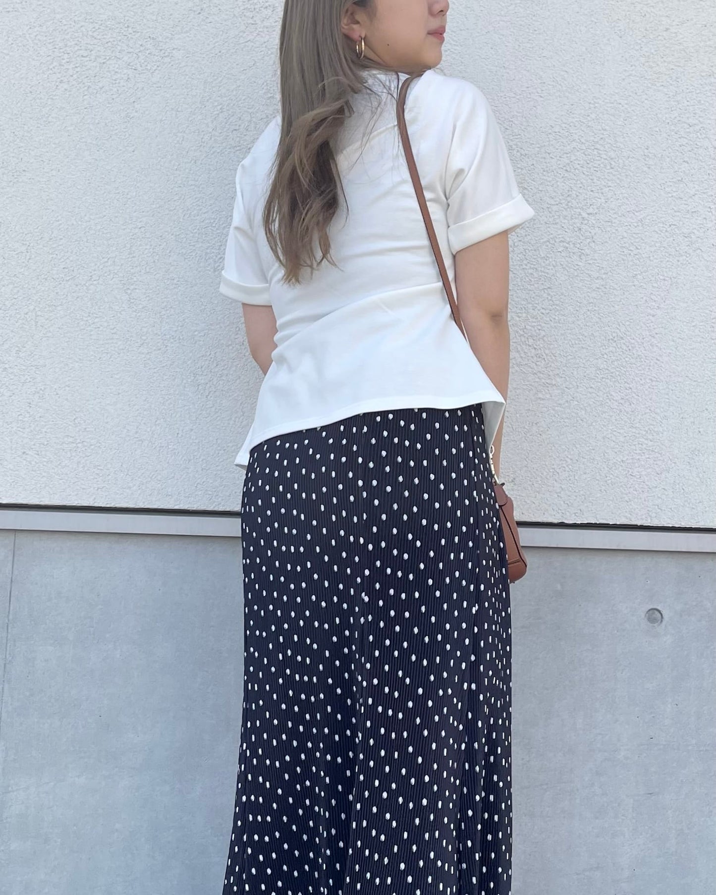 センターVスリットカットソー