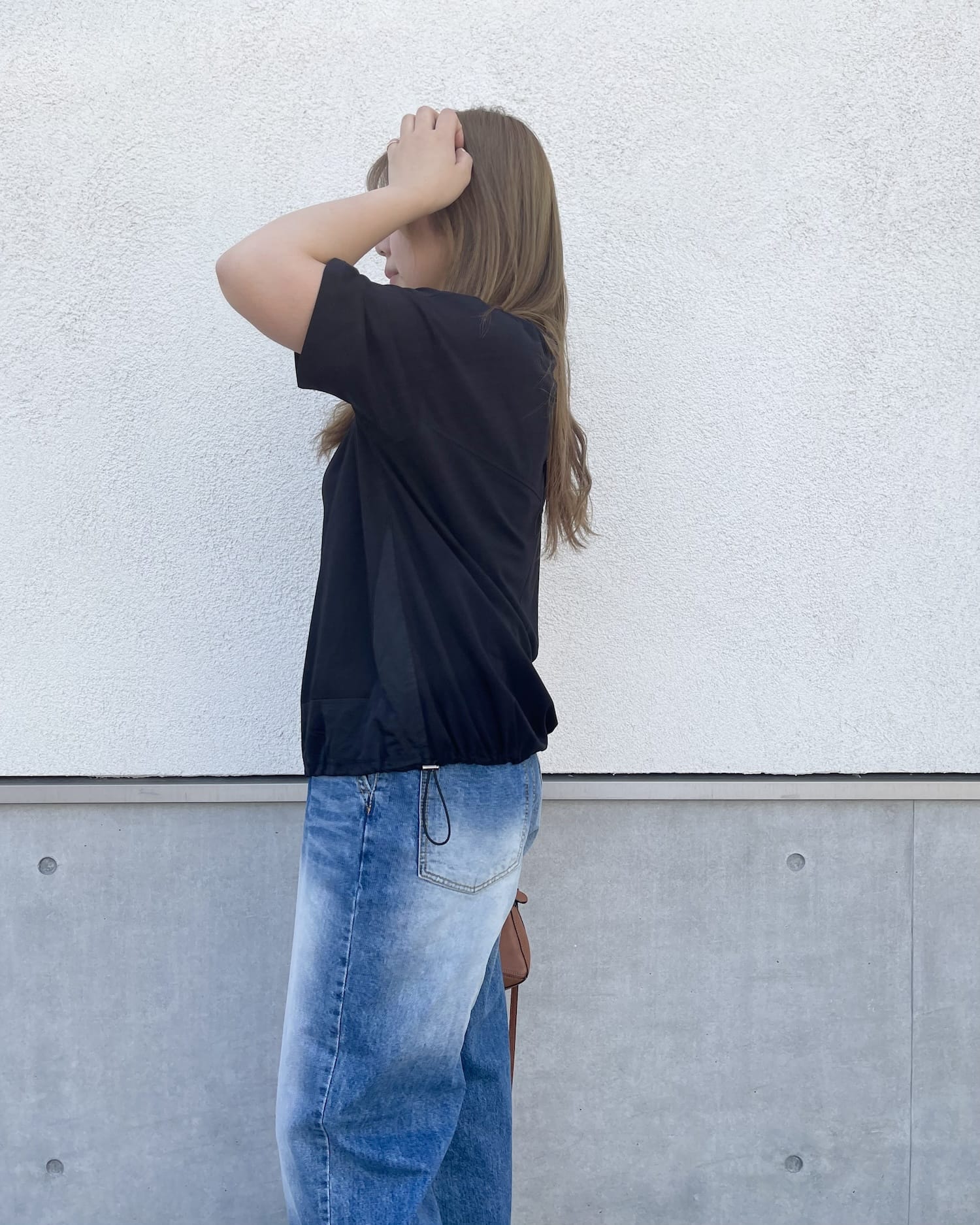 裾ドロストデザインTシャツ