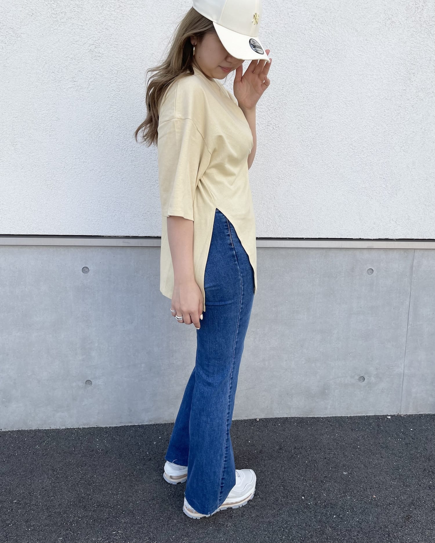 片側サイドスリット五部袖デザインTシャツ