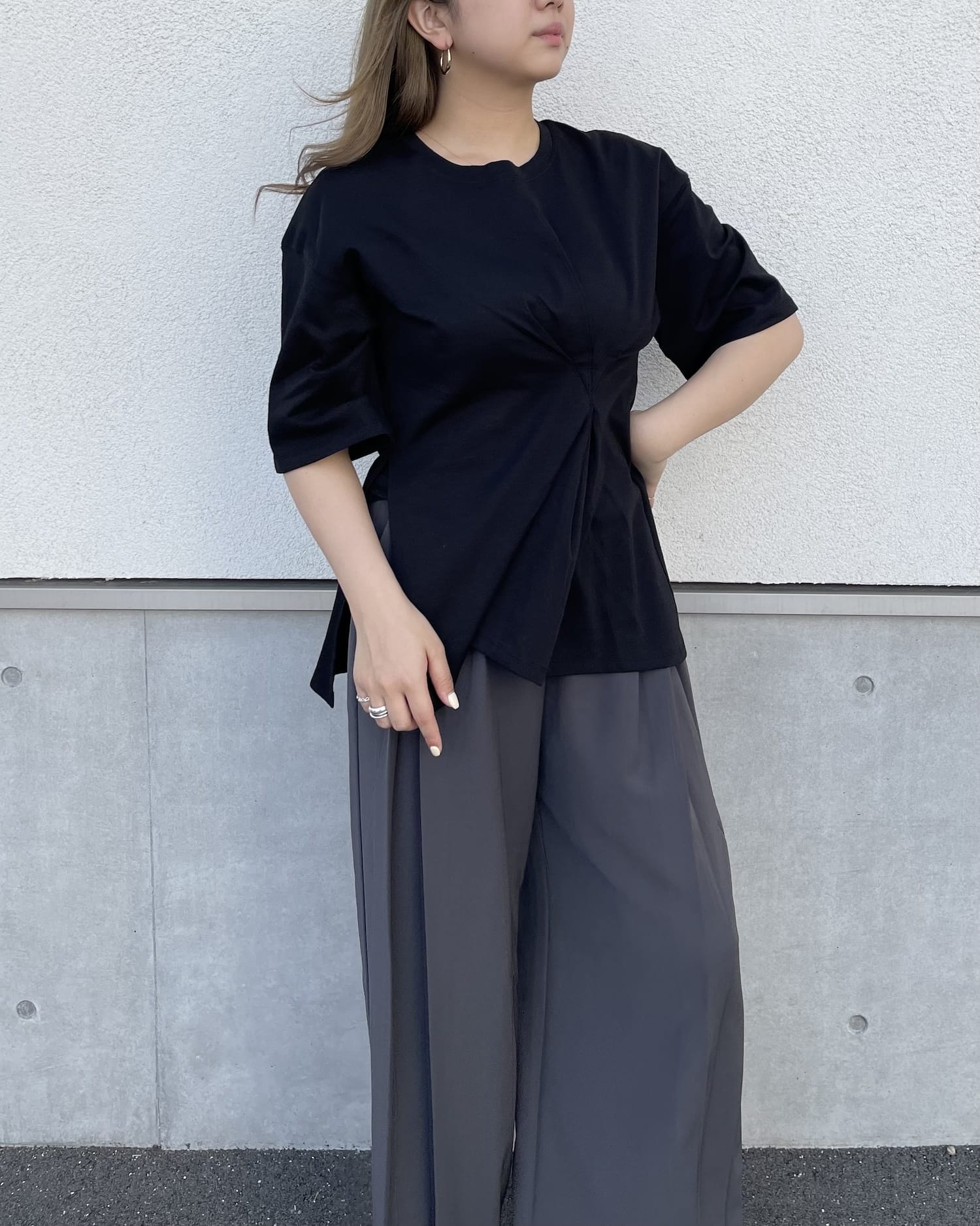 片側サイドスリット五部袖デザインTシャツ