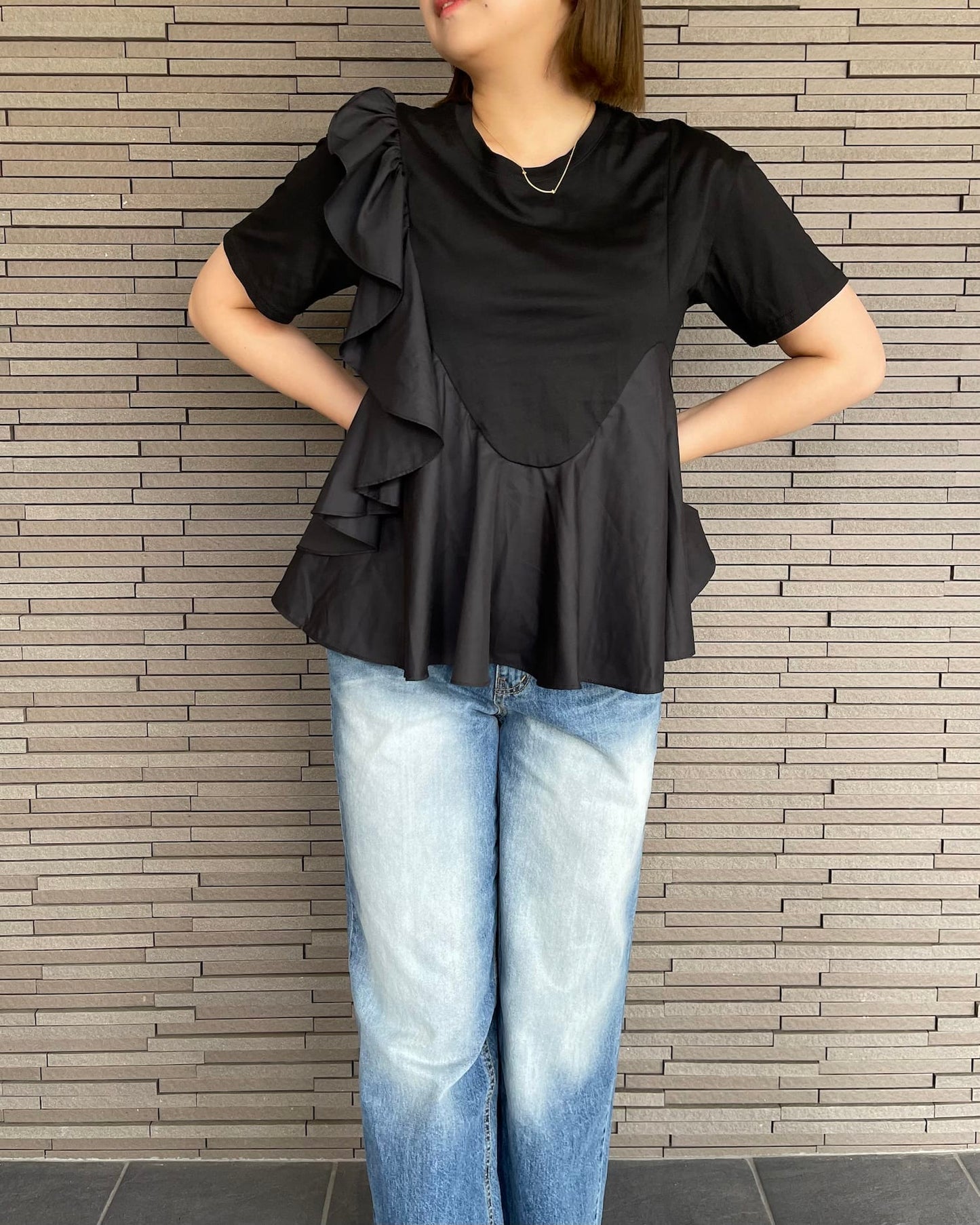 異素材切り替えフリルTシャツ